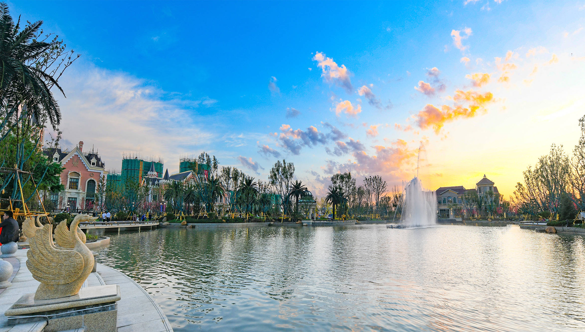 龙江恒大文化旅游城高奢住区-滨江御府示范区实景图