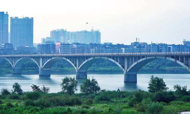 四川人口第二城_四川地图(2)