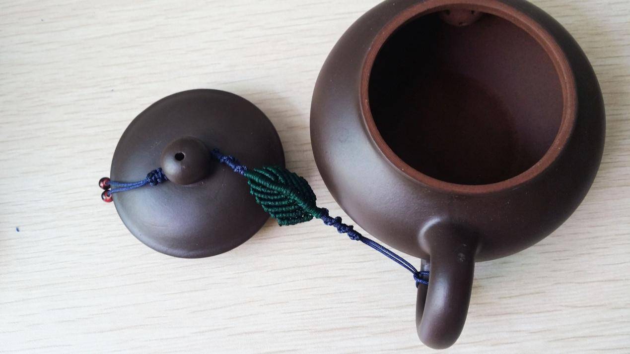 快来给家里编茶壶绳 树叶茶壶绳手工编织教程