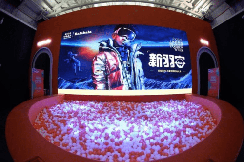 童装|SS2020 KIDS WEAR上海时装周圆满落幕，首届年度儿童时尚盛典齐收官