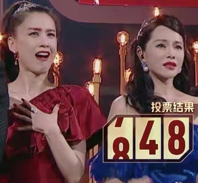 表情|原创黄圣依回应“浪姐”冷眼看伊能静，称被过度解读，不料好姐妹拆台