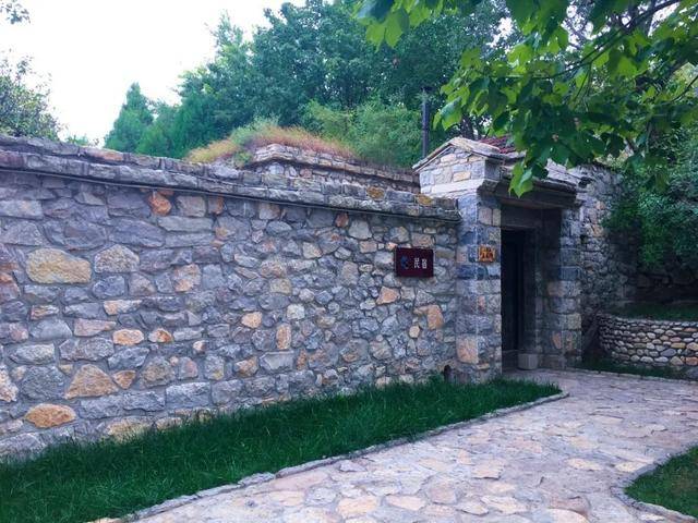 济南有座石崮寨 济南有座石崮寨