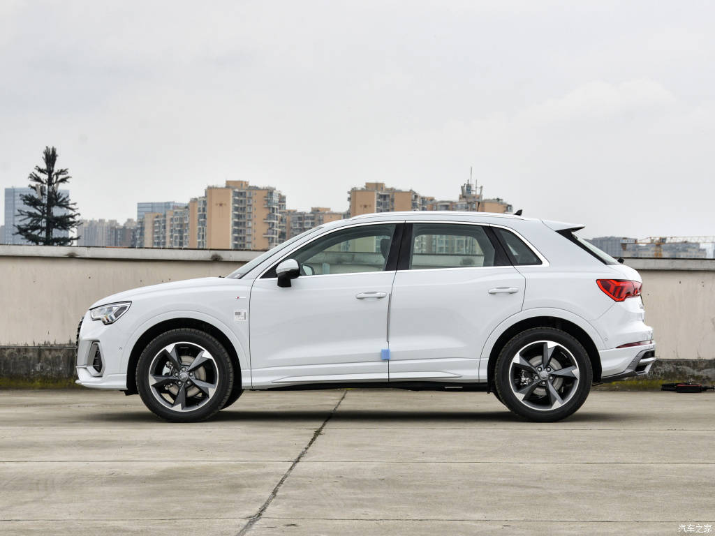 2743万起售的紧凑型suv2021款奥迪q3性价比高吗