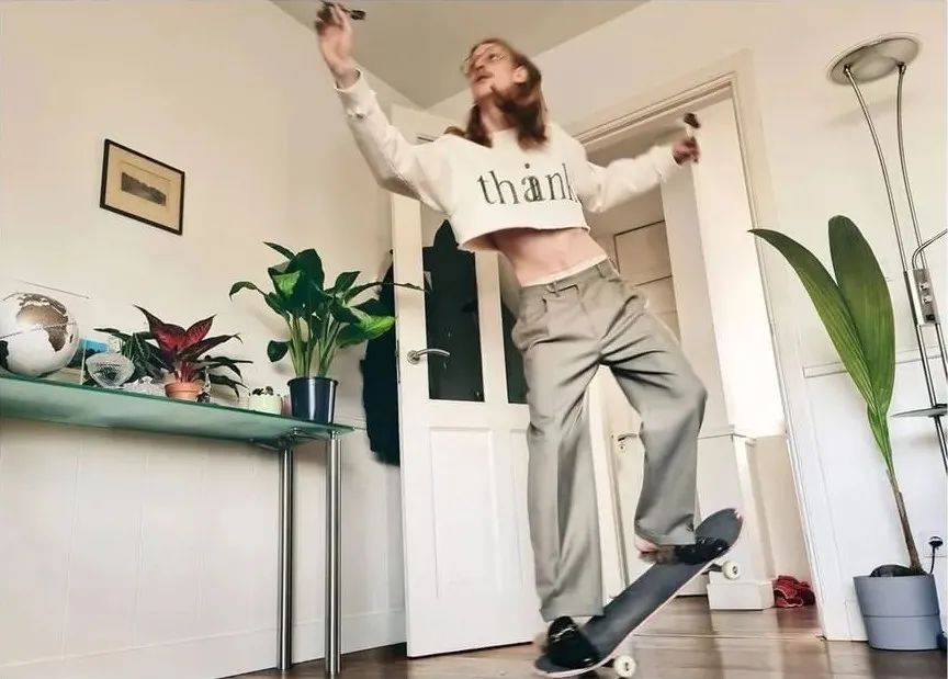 show|如果没有 “真人模特”，时尚要怎么玩