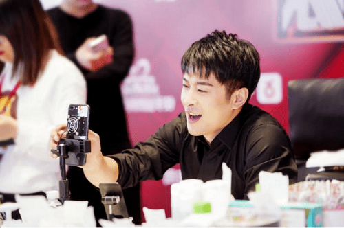 2020辛有志身价全国_辛有志身价全国排名多少经历了四次创业失败后雄起