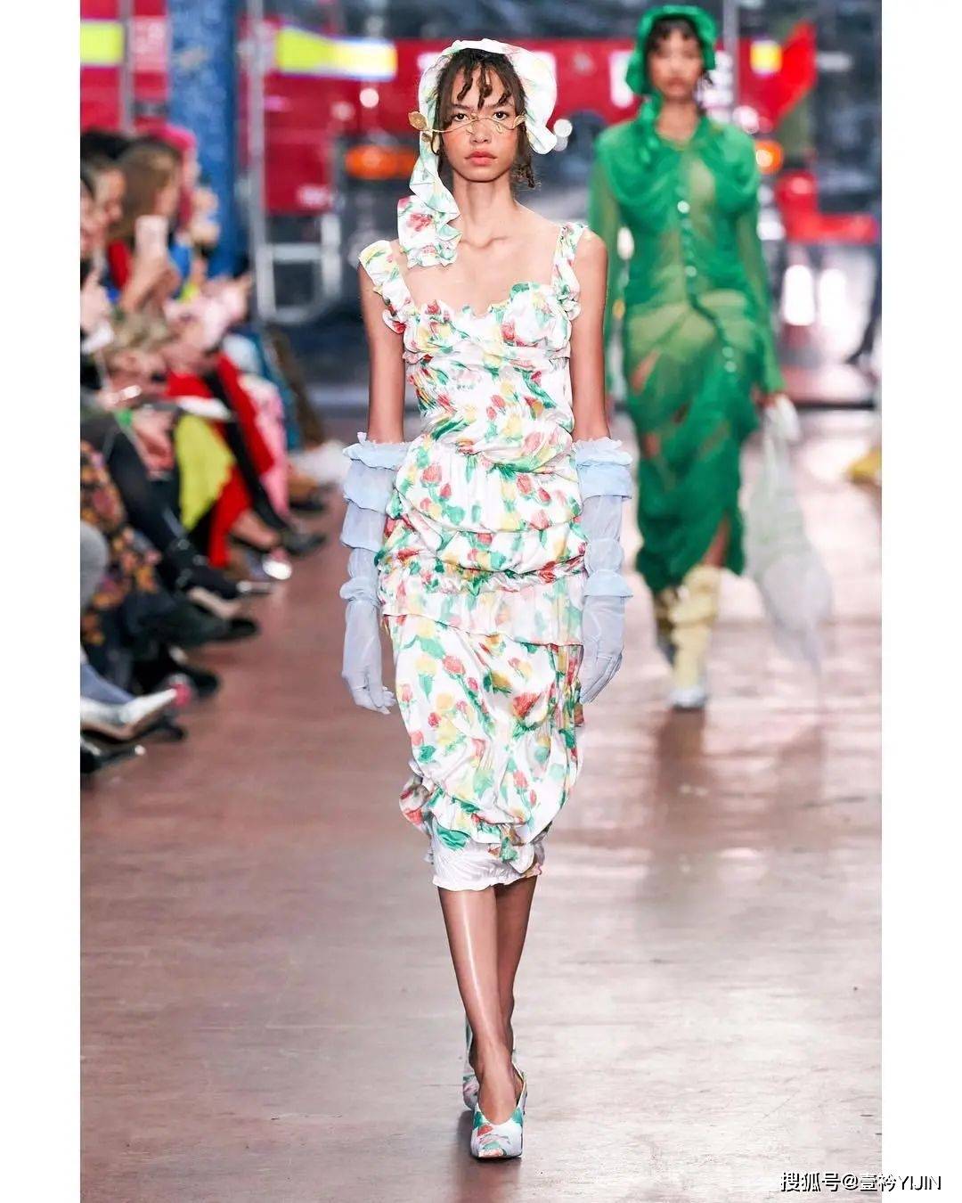 女性|新锐品牌yuhan wang国内首秀 | 极致的浪漫主义,拥抱女性的柔软力量