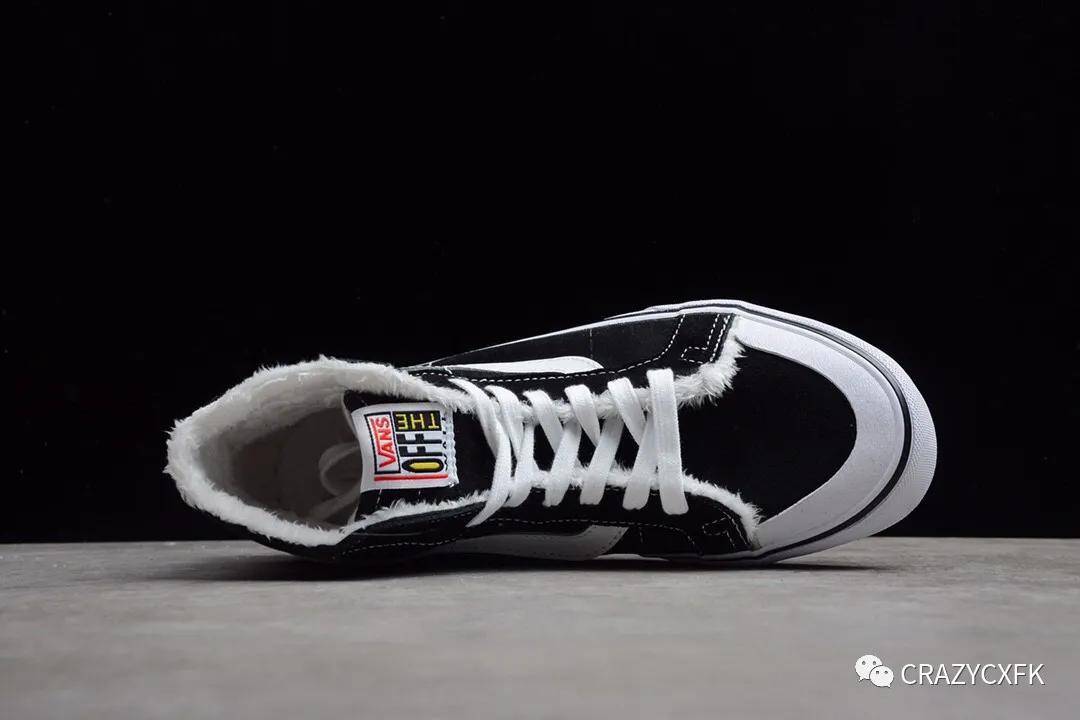 万斯vans sk8-hi decom surf 加绒半月包头黑白帆布板鞋