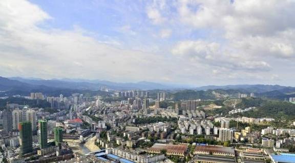 湖北省比重庆GDP高多少_湖北省各市gdp2020