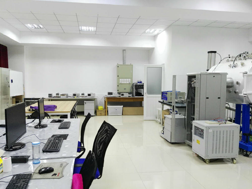 研究生在实验室上吊:父母不亲近,导师分三成锅