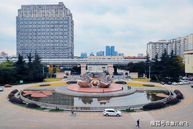 西南交大|四川第三高校，西南交通大学2020年录取分数线发布被誉为“东方康奈尔”