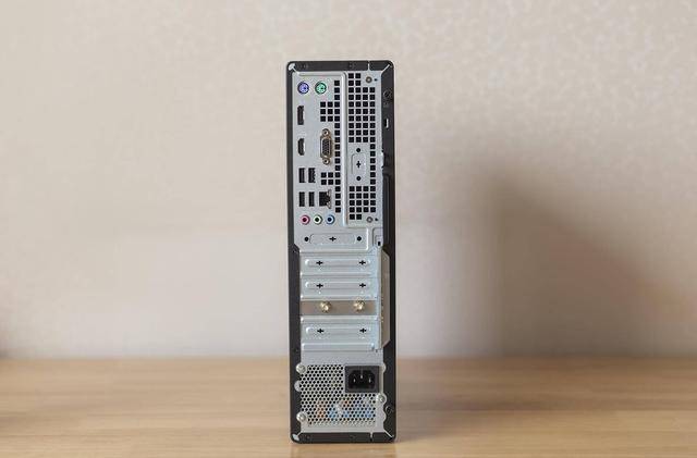 测评盘点|如此另类的华硕碉堡T09商用台式电脑，职场小白也能徒手升级