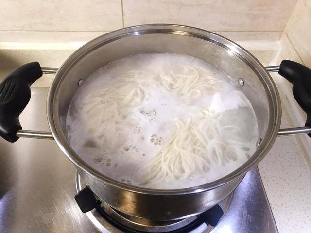 猪油怎么提炼才香 ad39298885f4405d8b2cca1eb96fe7ca.jpeg