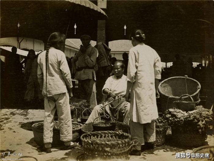 1908年运河城市景象,市场卖菜妇女街上骑马清军
