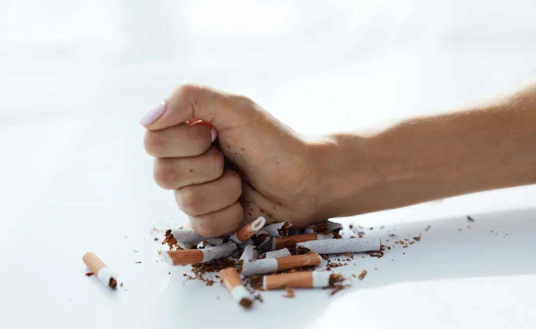 怎么样才能戒烟瘾 e54b5d79460545d897e40b07e539e692.jpeg