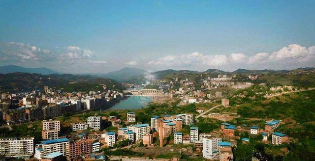 宣汉gdp_宣汉巴山大峡谷照片(3)