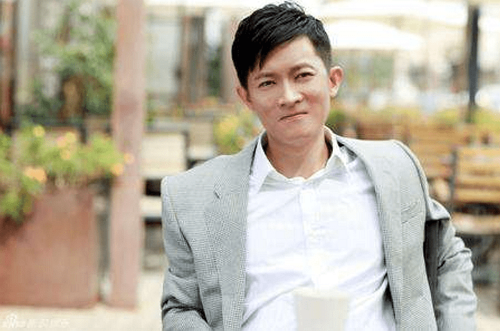 杨志刚烧伤达30妻子就算成鬼丈夫我也一辈子跟着你