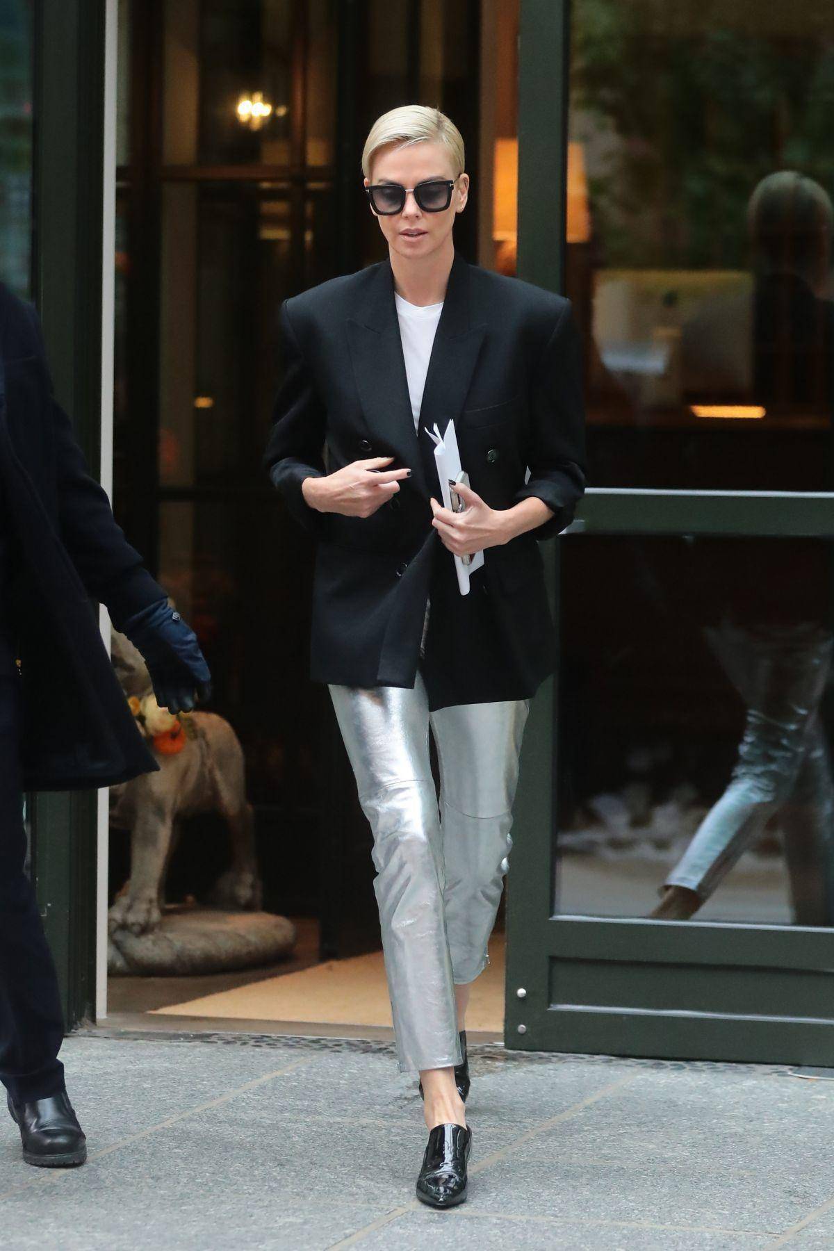 短发|舒淇、徐若瑄都剪短了！蓬松的【男孩风】短发，实在是太飒了