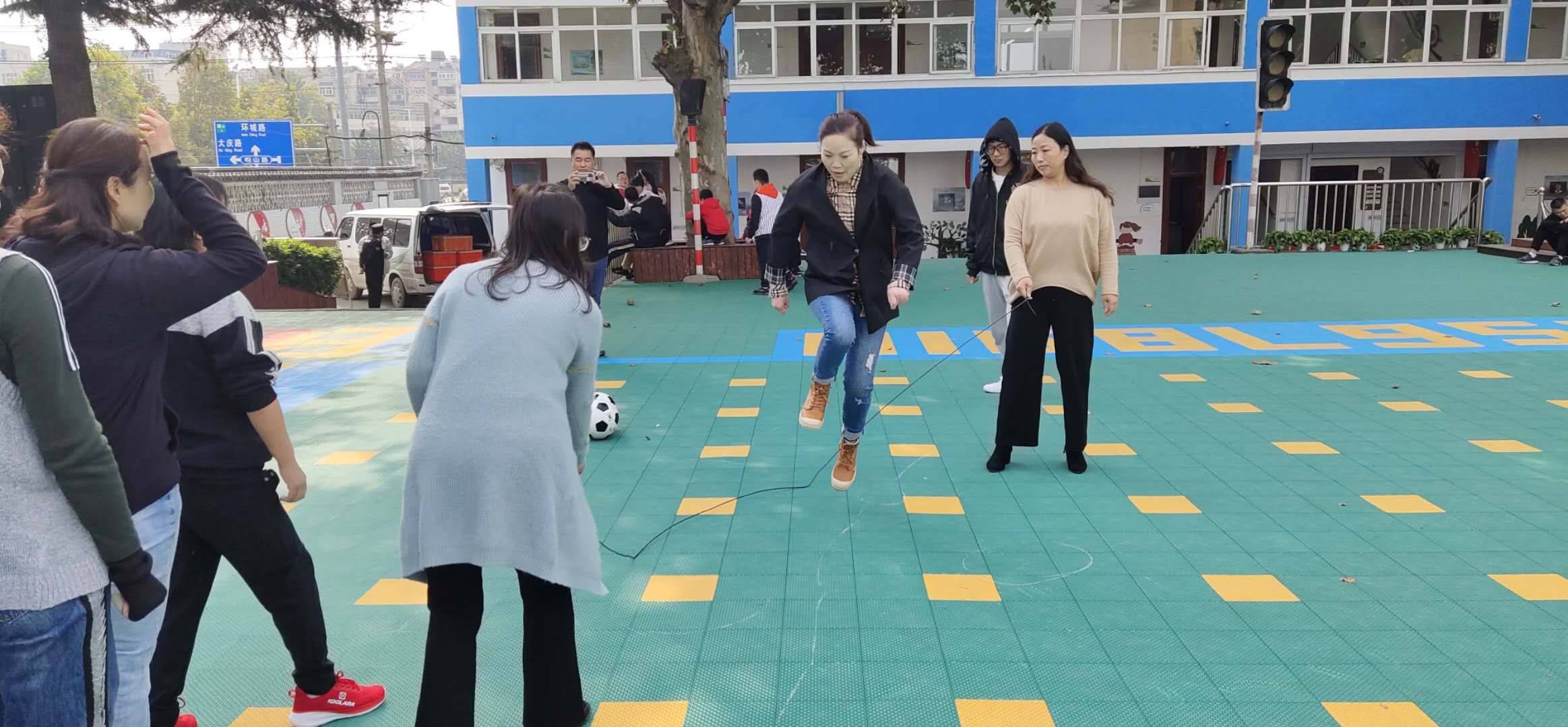 牌楼培智学校备战徐州市第二届特殊教育学校师生趣味运动会