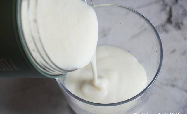 酸奶第二天能喝吗 1e5af49d18954fd692b6fb9bb6723cbb.jpeg