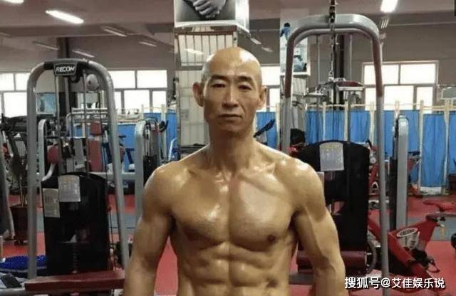 什么才叫真正的腹肌 ae2481dd8a774a4f84c58d36ed16d351.jpeg