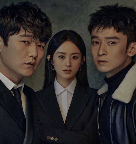 赵丽颖|原创谭松韵30岁还演高中生，娃娃脸成为转型阻碍，赵丽颖值得她借鉴