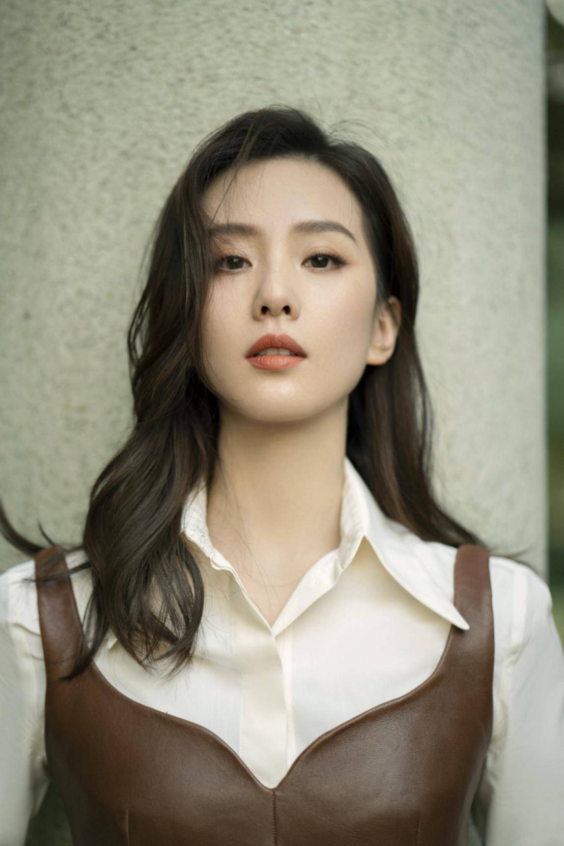 刘诗诗|原创《流金岁月》海报被质疑抄袭，双女主也争番位，难得消停