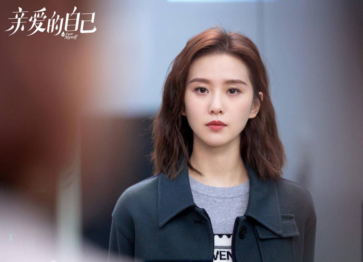 刘诗诗|原创《流金岁月》海报被质疑抄袭，双女主也争番位，难得消停