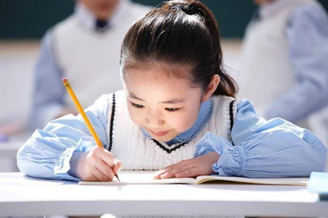 九月|孩子上小学，最吃亏的不是九月份出生，而是前两个月，尤其是男孩