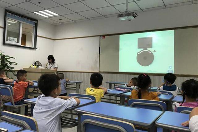 九月|孩子上小学，最吃亏的不是九月份出生，而是前两个月，尤其是男孩