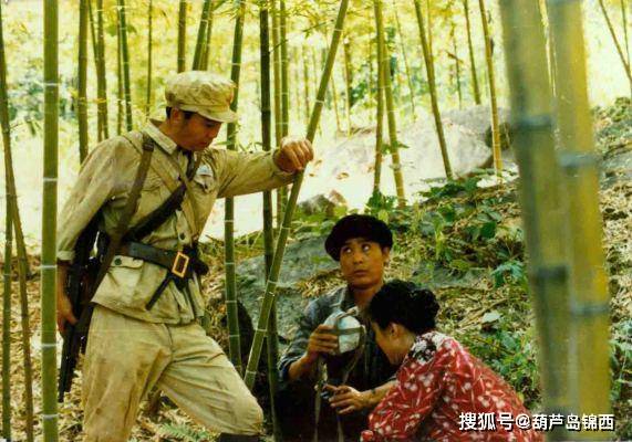电视剧根据湘西剿匪真实历史事件改编,在湘西实地拍摄.