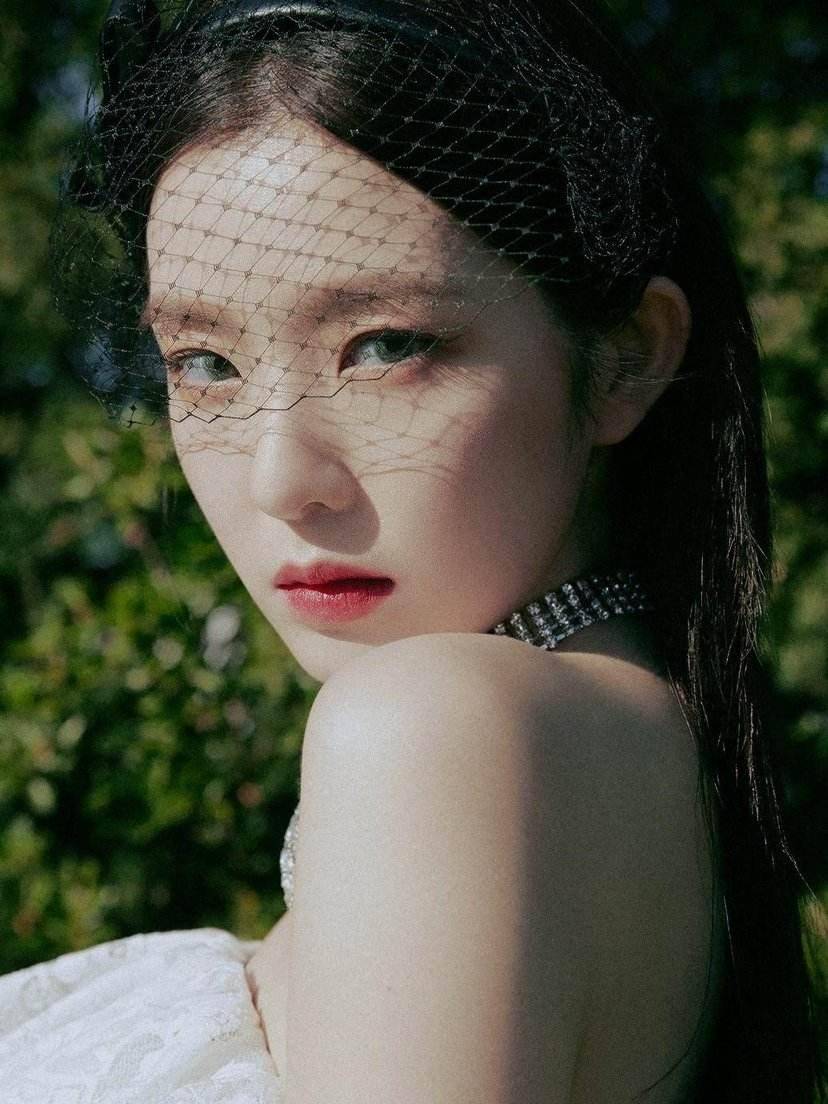 舞台|原创Irene耍大牌风波后，又被扒出舞台划水，有点儿心疼队友！