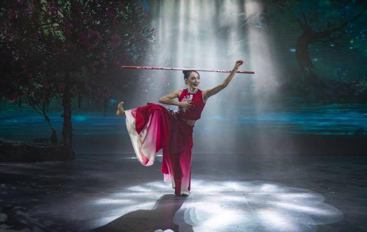 美颜|关掉美颜之后的杨丽萍，与女神差距太大，大家说这才是她真实年龄