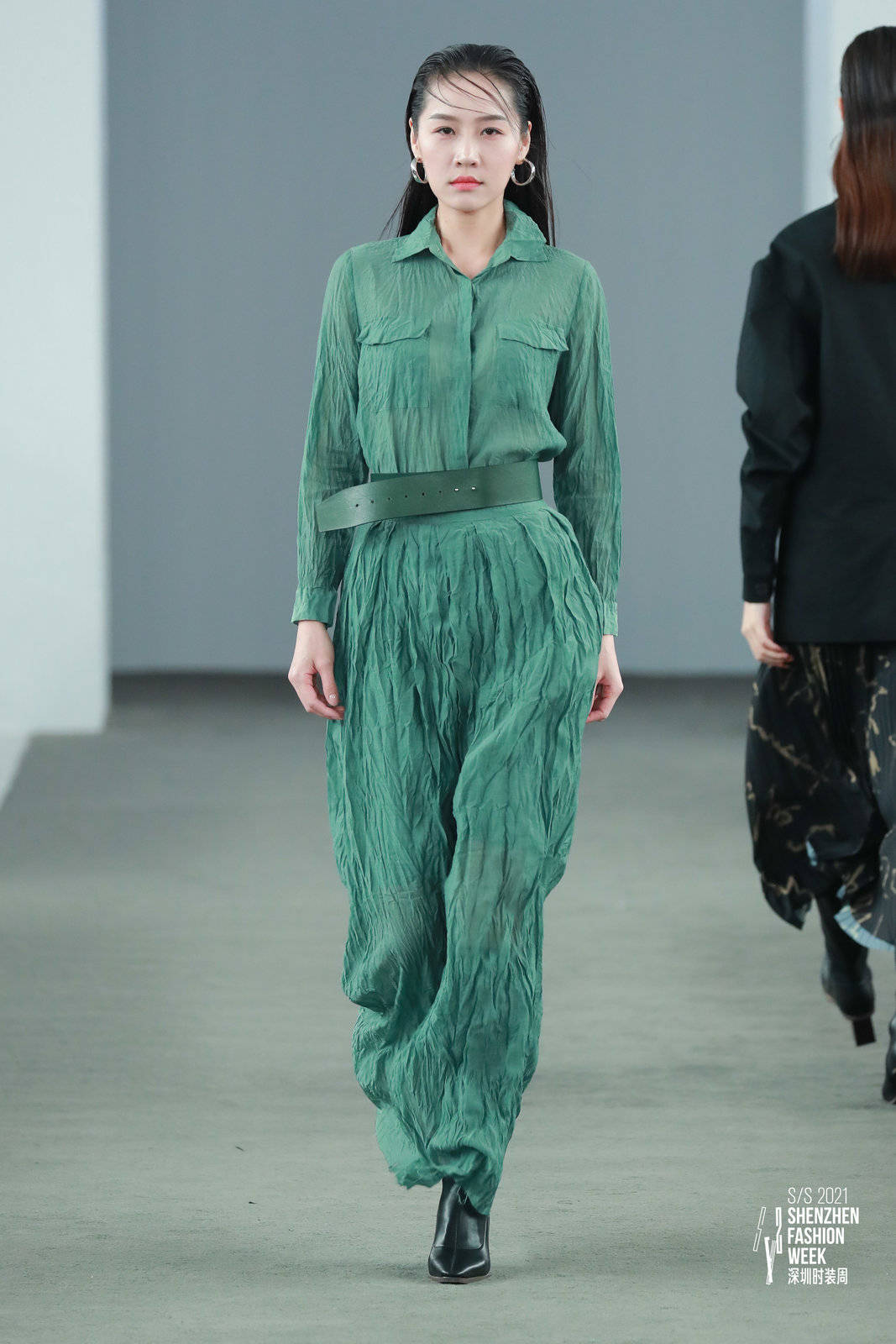 碰撞|ANY/ALL2021春夏系列：文字与时尚碰撞的东方感大秀