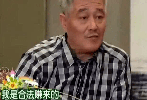 商务|原创大衣哥被说露出原型，坐高铁商务座还带3个助理，儿子结婚很豪气