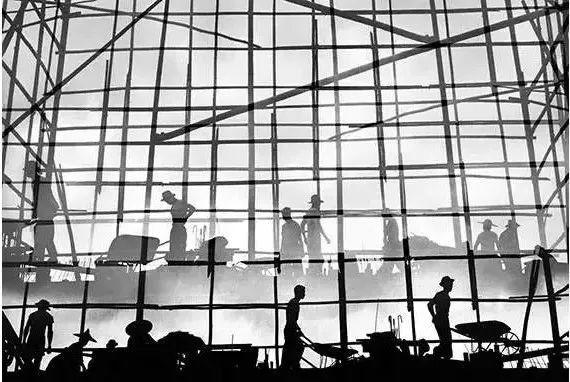 五六十年代中苏GDP对比_50年代中苏友好宣传画