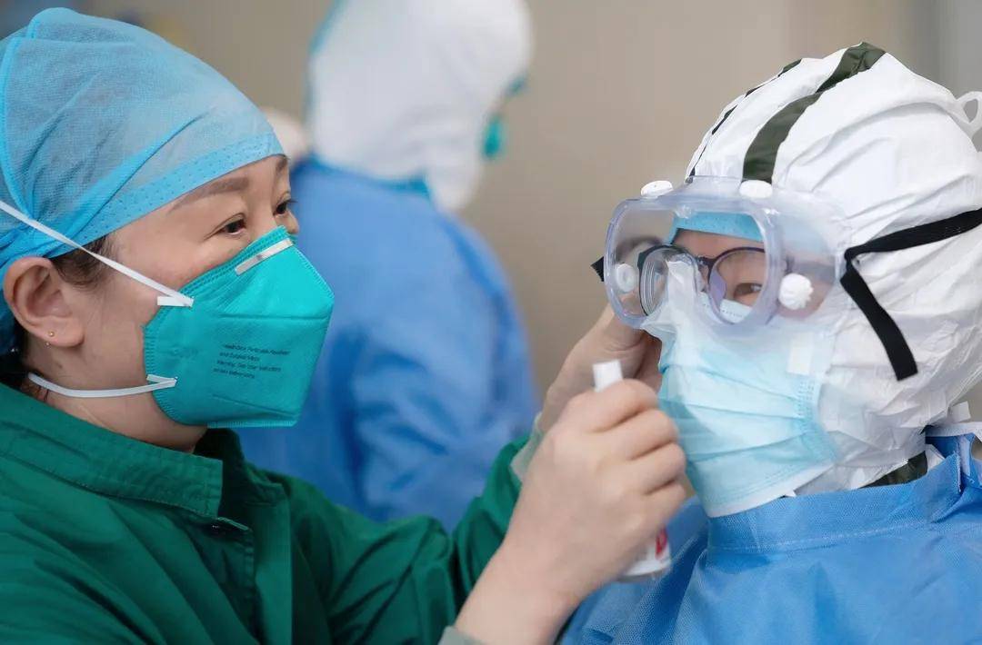 工作|北京友谊医院吴正芳荣获“中国好医生、中国好护士”抗疫特别人物称号