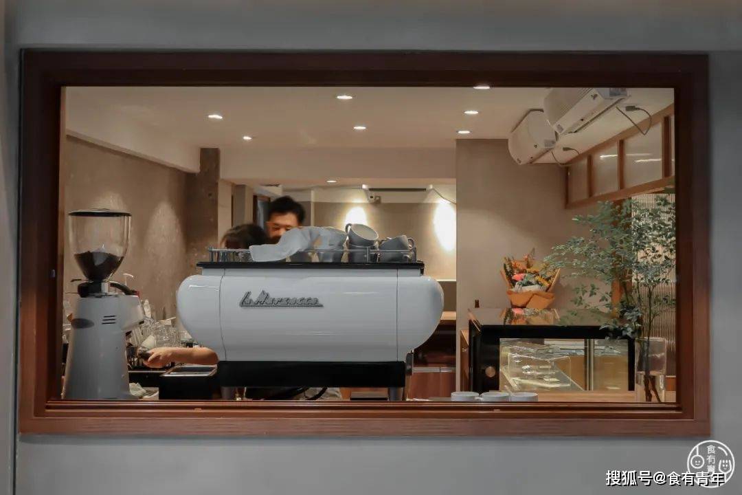 咖啡馆英语表达 3d45869b2a7741c9b3f1bf67231b8a7b.jpeg