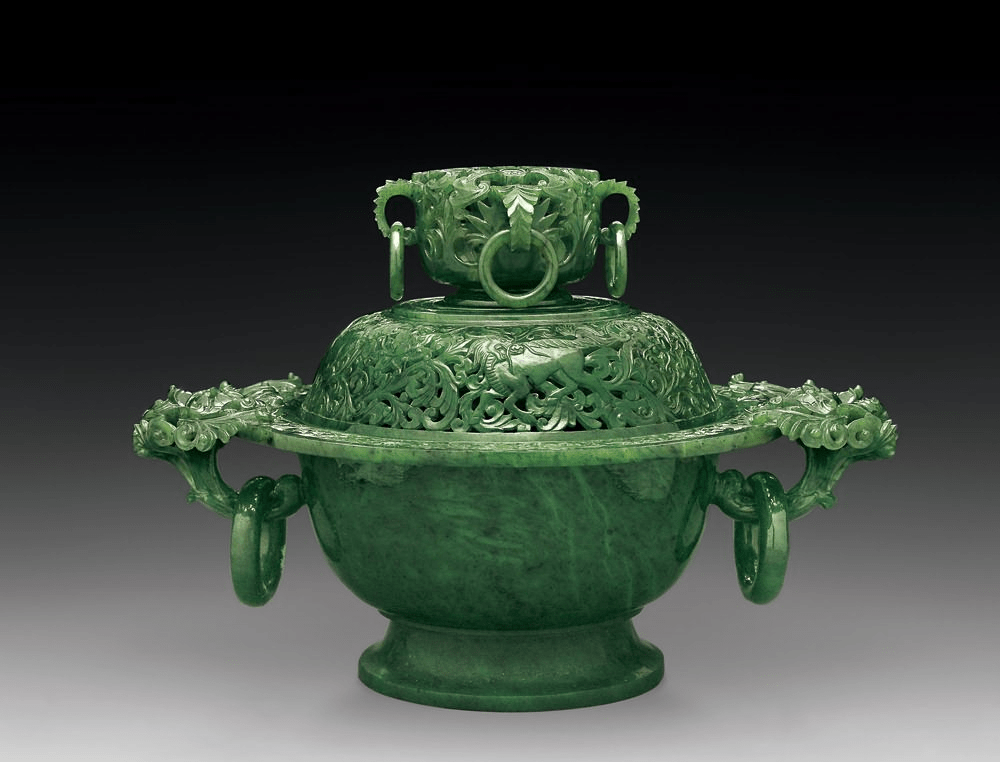 古董品 唐物 清時代 蔵銀製 塗金 留金 摘糸 香薰爐 雙鳳耳香炉 蝴蝶花 紋飾 彫刻精工 賞物 希少珍品 高26cm 耳距18cm 重813g 清代香炉香薰价值特征？史上最权威的香薰拍卖榜单，看看你有没有_中国