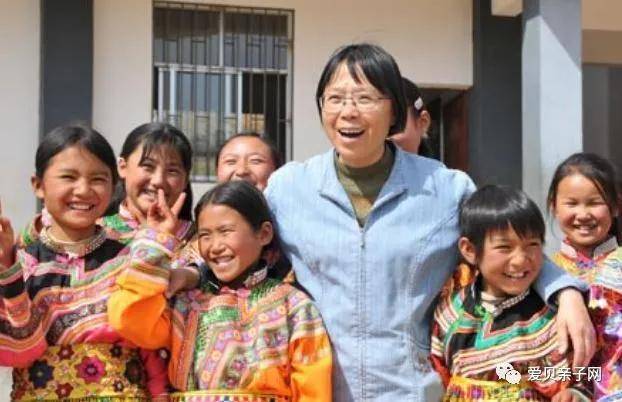 "燃灯校长"张桂梅反对学生做全职太太