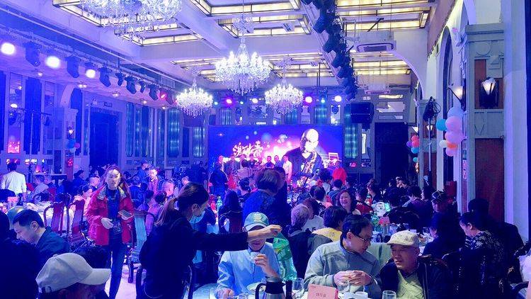 演奏家詹华康,与他的萨克斯铁杆粉丝们,演绎一场互动嘉年华激情音乐会