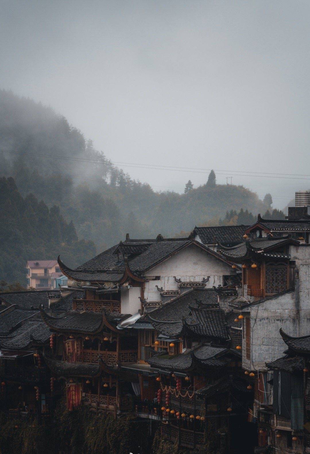 芙蓉镇人口数量_芙蓉镇夜景(2)