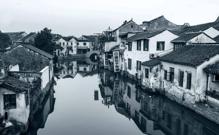 2020江浙沪gdp_短发发型图片女2020