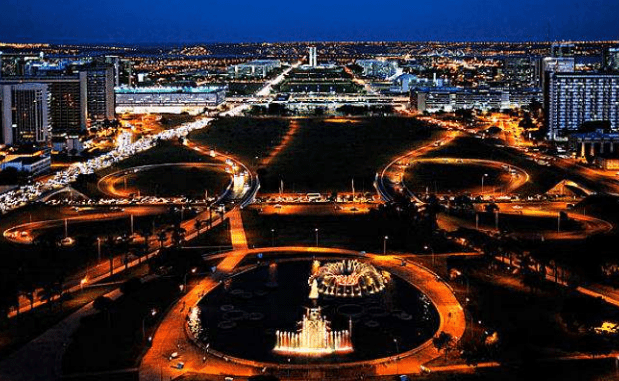 布达佩斯gdp在中国几线_布达佩斯大饭店(2)