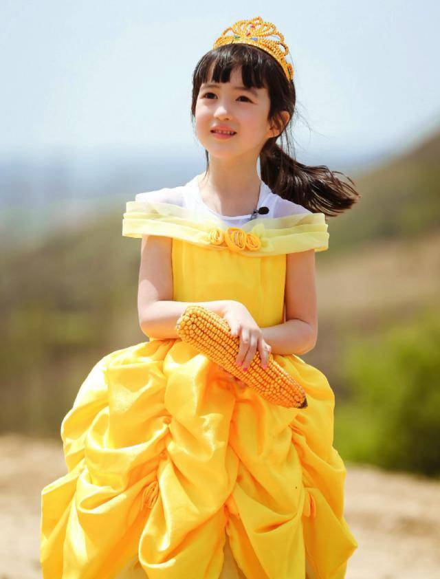 肤色|《爸爸去哪儿》夏天现状：脸变长，肤色变黑，完全不像小时候了