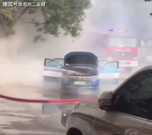 比亚迪新能源事故 fe075740a45d4fb2a672532766bdffa2.jpeg