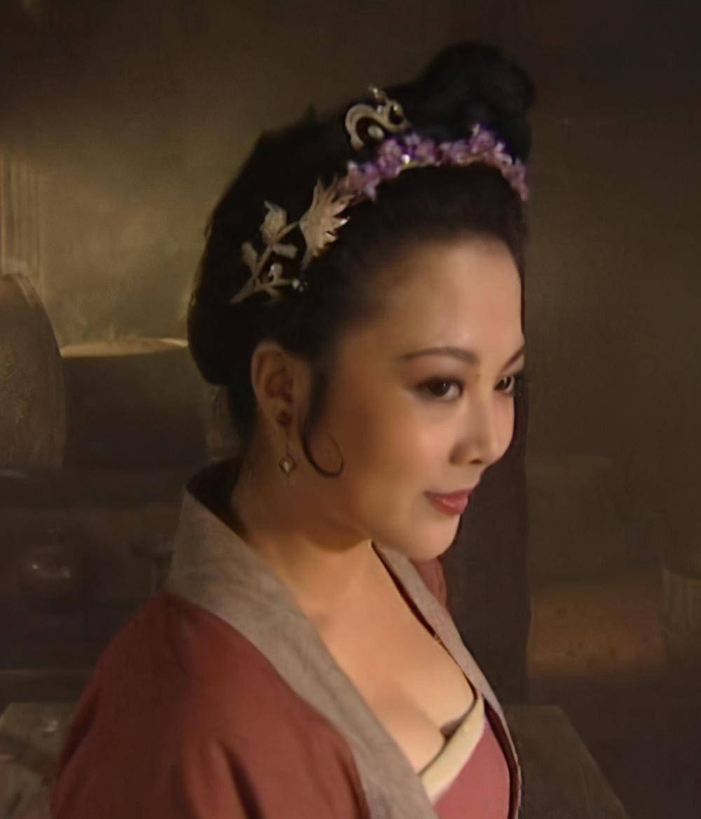 原创最妖艳"孙二娘"梁丽,曾饰演《封神榜》的妲己,5集后被停播