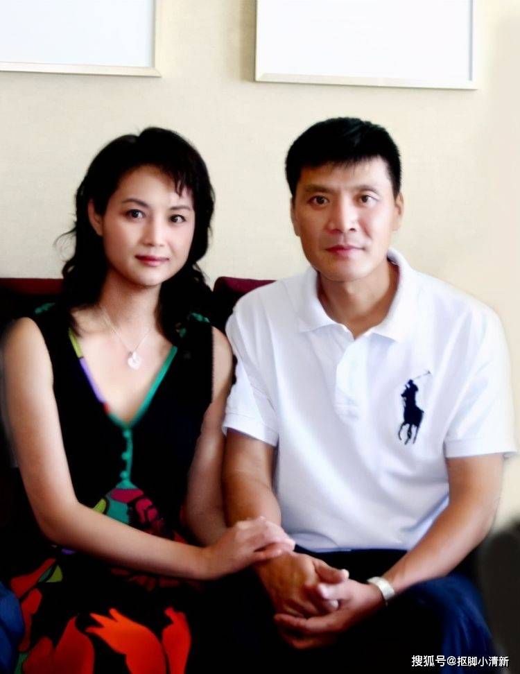 刘之冰与茹萍的爱情:视对方子女如己出,一家四口都是演员