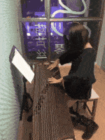 619a3e2826744abfa7385f78ff8b16d6.gif