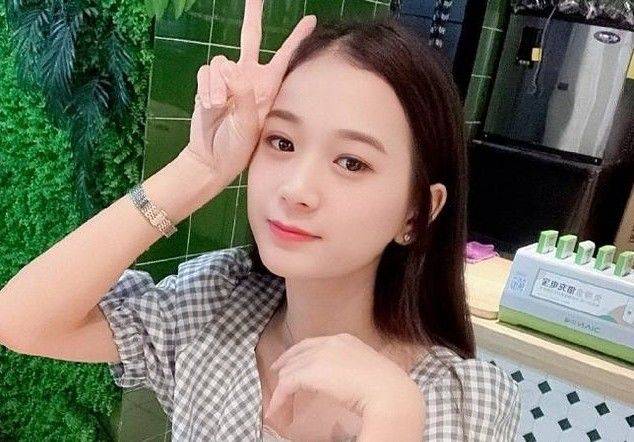 董事长|打工妹逆袭成董事长，坐拥上亿的网红，原来是被“打造”的假名媛