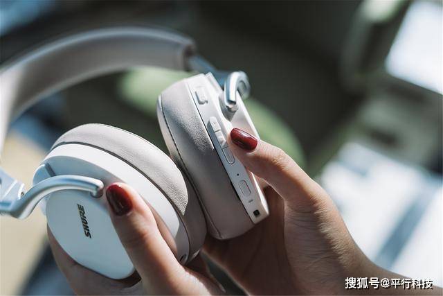 蓝牙也走素质流浅评逆行者舒尔aonic50
